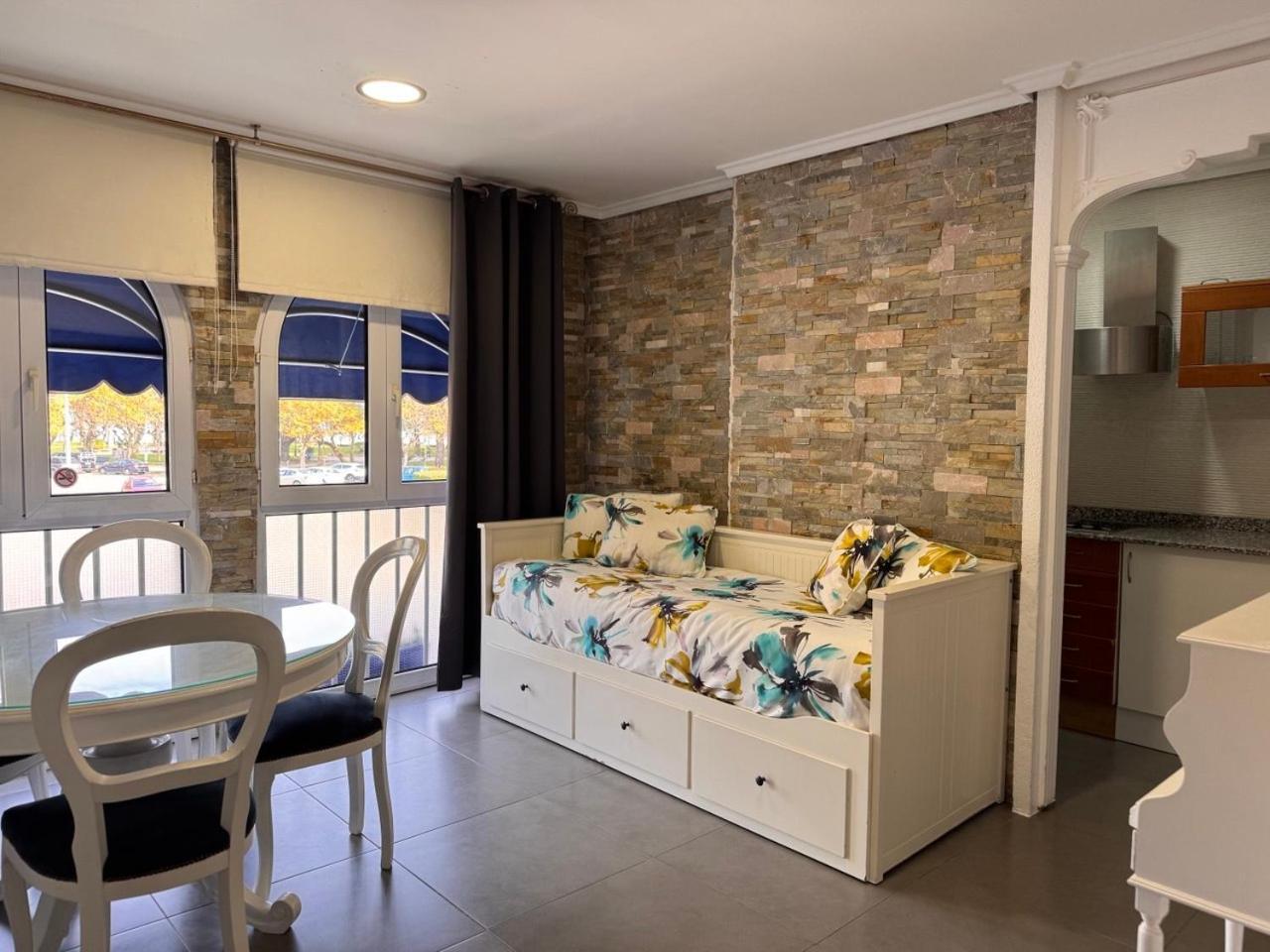 Apartamentos Las Brisas Сантандер Номер фото